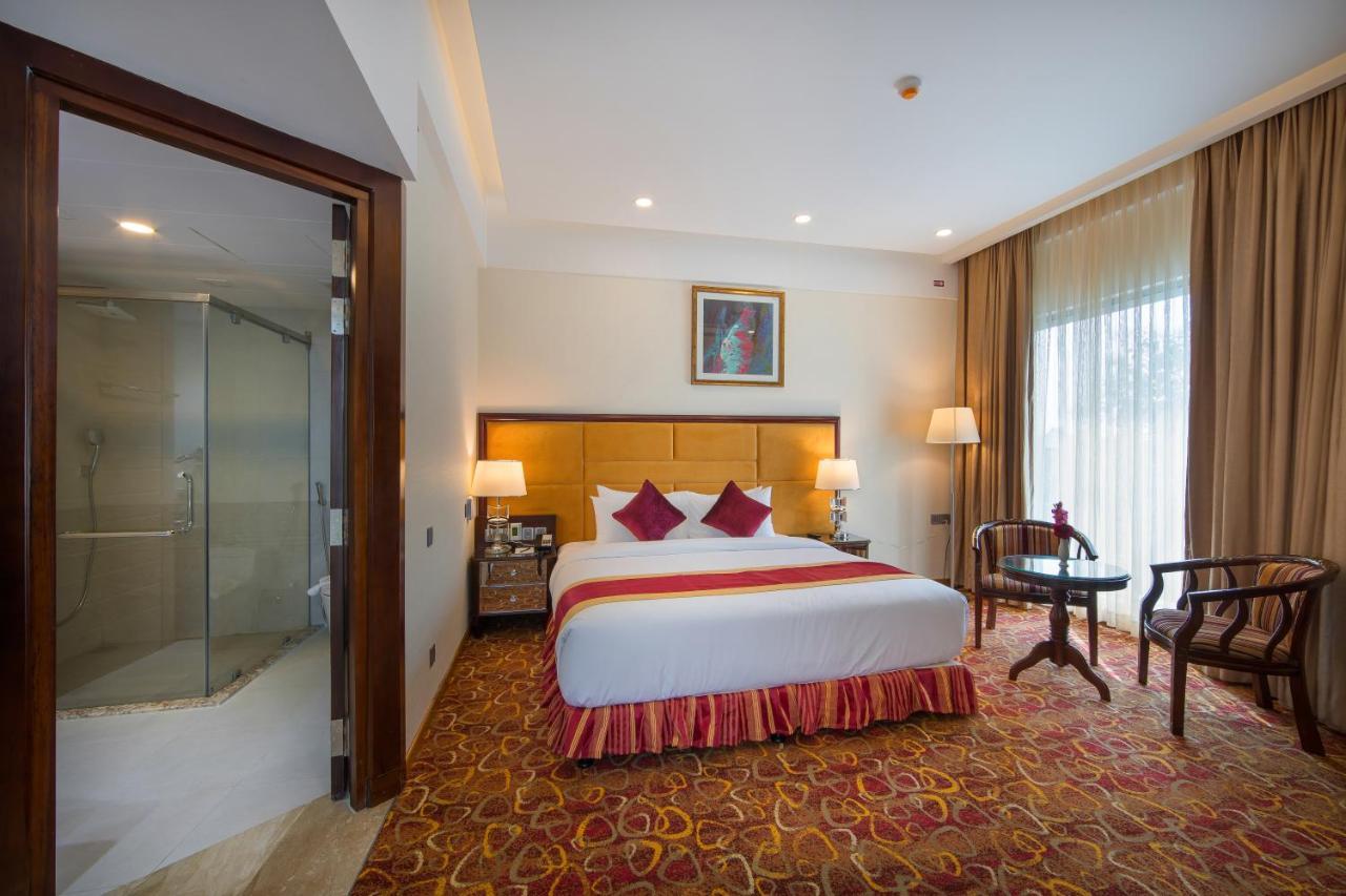Grand Palace Hotel & Resorts Sylhet Buitenkant foto