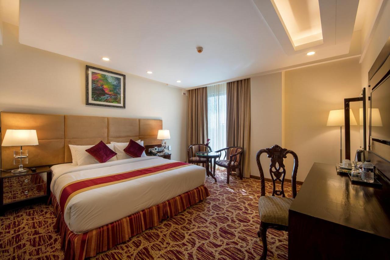 Grand Palace Hotel & Resorts Sylhet Buitenkant foto