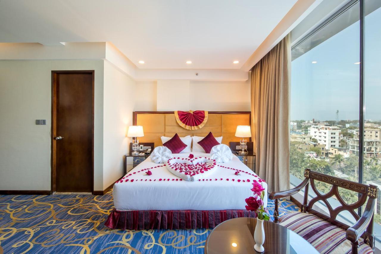 Grand Palace Hotel & Resorts Sylhet Buitenkant foto