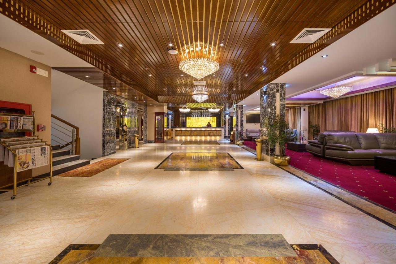 Grand Palace Hotel & Resorts Sylhet Buitenkant foto