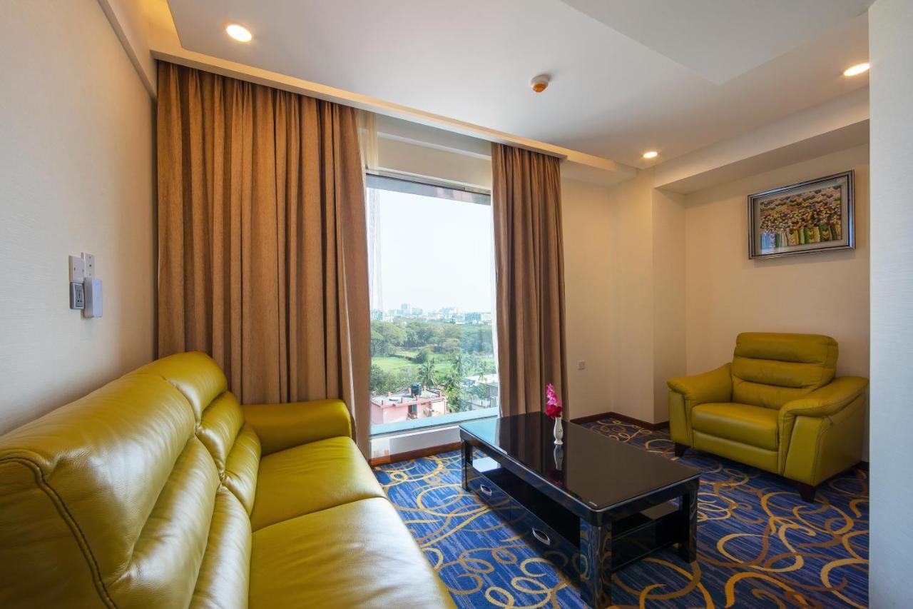 Grand Palace Hotel & Resorts Sylhet Buitenkant foto