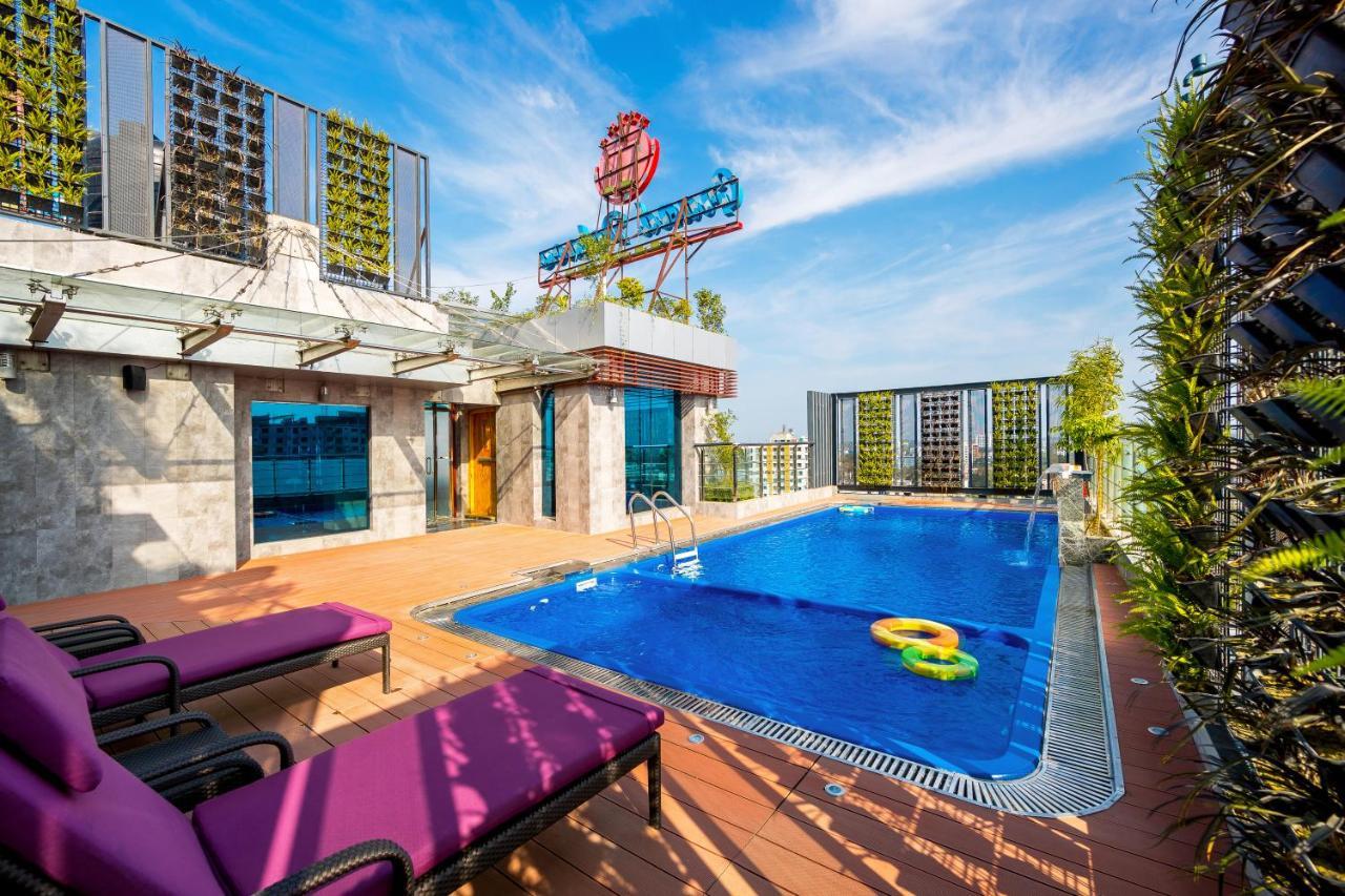 Grand Palace Hotel & Resorts Sylhet Buitenkant foto